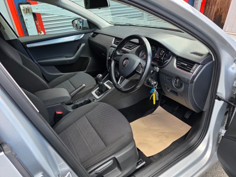 Skoda Octavia SE TDI 4X4 11