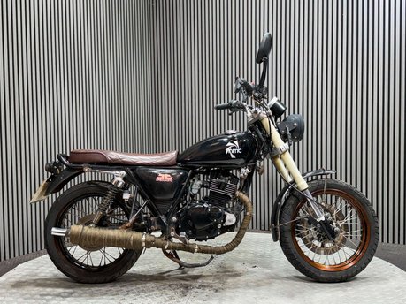 Herald Motor Co 