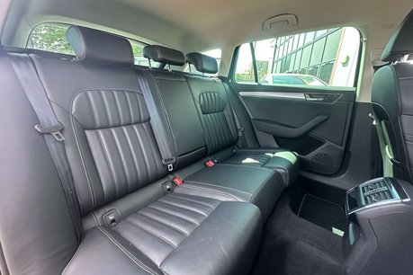 Skoda Superb 1.4 Superb SE Tech iV PHEV Semi-Auto 5dr 24