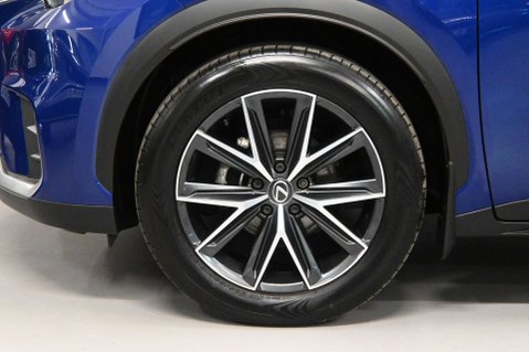 Lexus LBX 1.5 LBX Premium + CVT 5dr 36