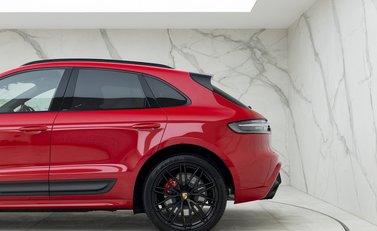 Porsche Macan GTS 26