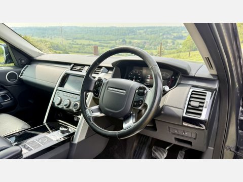 Land Rover Discovery SDV6 HSE LUXURY 25