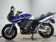 Suzuki Bandit 1200 2005 ONLY 21K NEW MOT SERVICED VERY CLEAN ICONIC MK2 NAKED 4