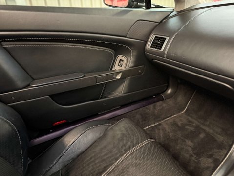 Aston Martin Vantage 4.3 Vantage V8 Auto 2dr ROADSTER 99