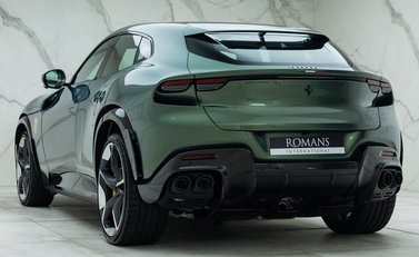 Ferrari Purosangue 8