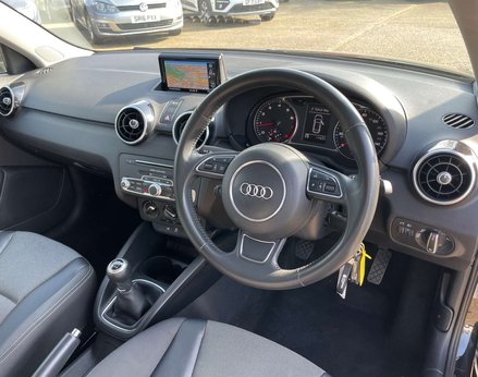 Audi A1 1.4 A1 Sportback TFSI Sport Nav 5dr 17