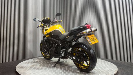 Yamaha FZ ONLY 16K CUSTOM 600CC NAKED BIKE NEW MOT WARRANTY 10