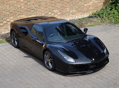 Ferrari 488 Spider 2