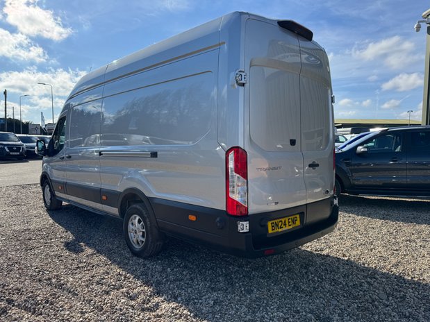 Ford Transit JUMBO XLWB L4H3 High Roof Limited 350 Air Con Sensors MHEV EURO 6 10