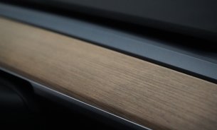 Tesla Model Y LONG RANGE AWD Comfort Suspension One Owner Tesla Comp Warranty until 09/27 16