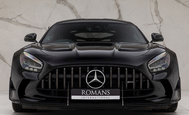 Mercedes-Benz Amg GT Black Series 4