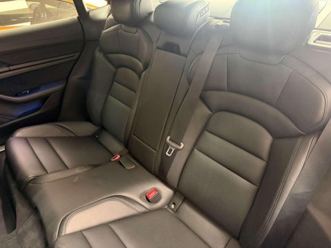 Porsche Taycan Performance Plus 93.4kWh 4S Saloon 4dr Electric Auto 4WD (571 ps) 36