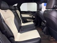 Bentley Bentayga 4.0 V8 SUV 5dr Petrol Auto 4WD Euro 6 (s/s) (550 ps) 45