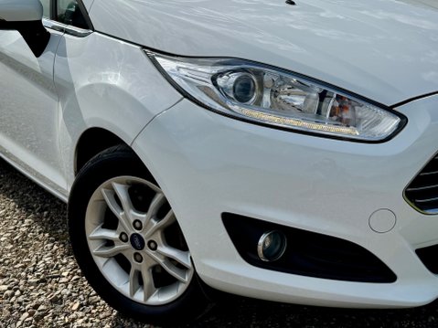 Ford Fiesta ZETEC 11