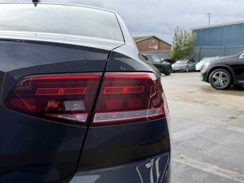 Volkswagen Passat 1.4 TSI 13kWh GTE Saloon 4dr Petrol Plug-in Hybrid DSG Euro 6 (s/s) (218 ps 19