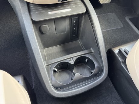 Mercedes-Benz Eqv EQV 300 Sport Auto Electric 90KWH EX-LWB/7 SEATER/360 CAM/VAT Q 14
