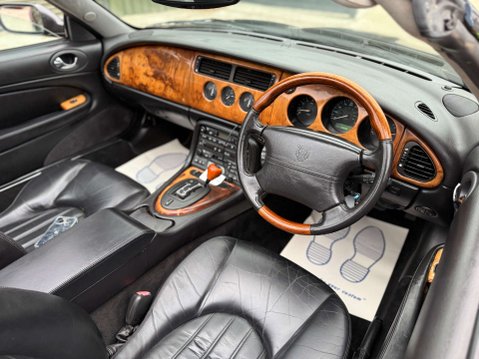 Jaguar XK 4.0 XK8 Convertible Auto 2dr 60