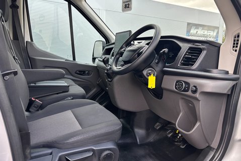 Ford Transit 350 Drw L2 130 ps Single Cab Tipper - Air Con / Sat Nav / Tow Axle 17