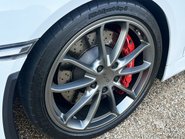 Porsche Cayman GT4 37