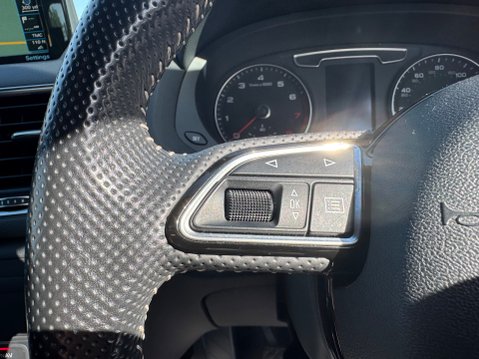Audi Q3 TFSI S LINE 24