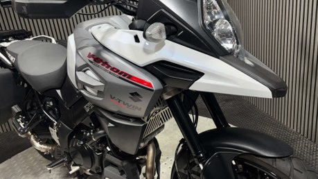 Suzuki V-Strom 1000 2017 15K ADVENTURE BIKE 1000CC LONG MOT WARRANTY TOURER 18
