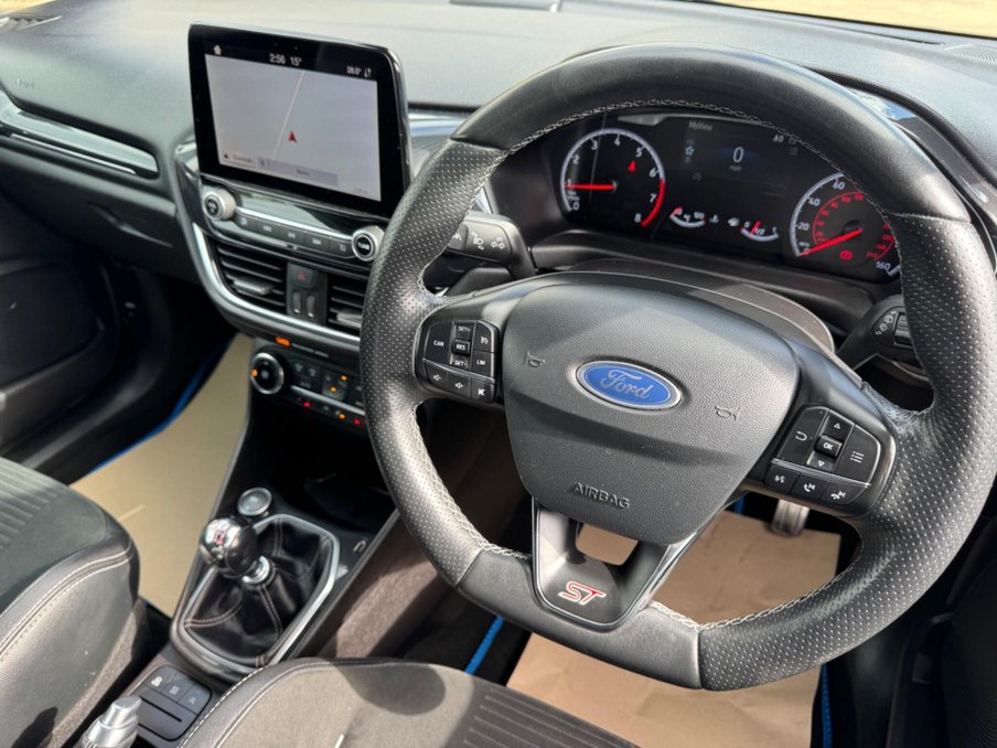 2020 Ford Fiesta — image 2