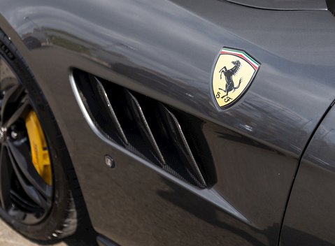 Ferrari GTC4 Lusso 29