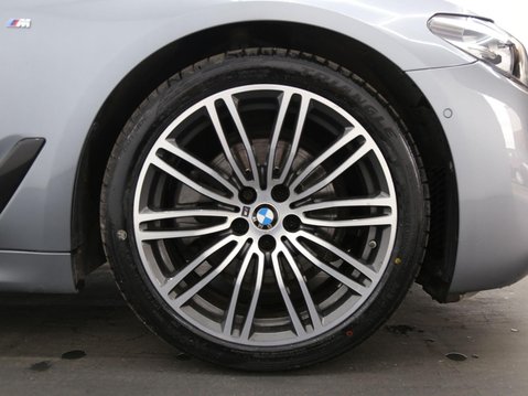 BMW 5 Series 2.0 520d M Sport Auto xDrive Euro 6 (s/s) 4dr 27