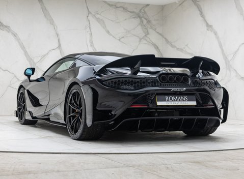 McLaren 765LT 10