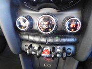 Mini Hatch 1.5 COOPER D 5 Dr 11