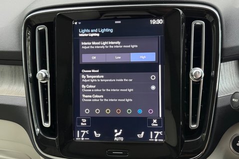 Volvo XC40 T5 INSCRIPTION AWD -XENIUM -360 CAMERA -PAN ROOF -HARMAN KARDON -WINTER PAC 55