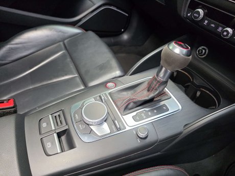 Audi RS3 2.5 TFSI Audi Sport Edition Saloon 4dr Petrol S Tronic quattro Euro 6 (s/s) 16