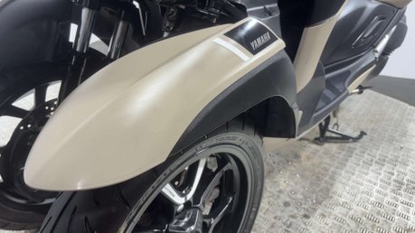 Yamaha Tricity 300 2024 ONLY 443 MILES!! 3 WHEELER TRIKE RIDE ON A CAR LICENCE 300CC 33