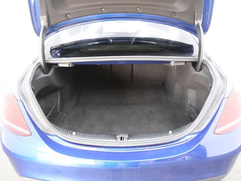 Mercedes-Benz C Class 2.0 C220d AMG Line (Premium) G-Tronic+ Euro 6 (s/s) 4dr 25