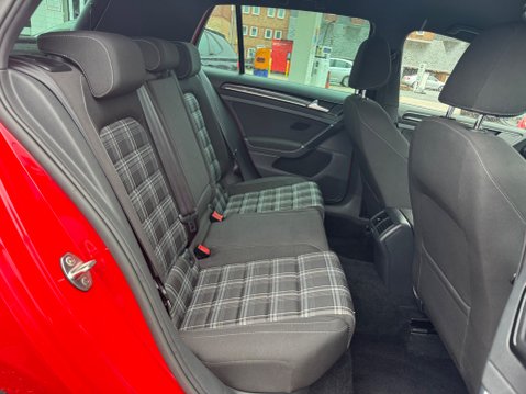 Volkswagen Golf GTD DSG 9