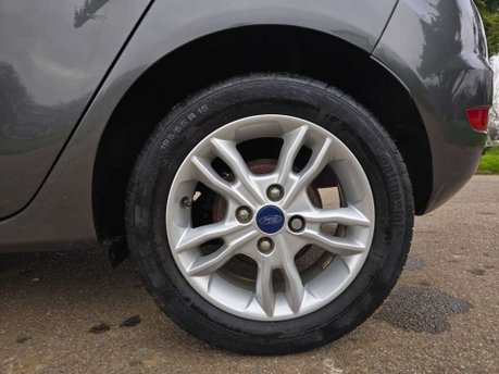 Ford Fiesta 1.0T EcoBoost Zetec Powershift Euro 6 5dr 32