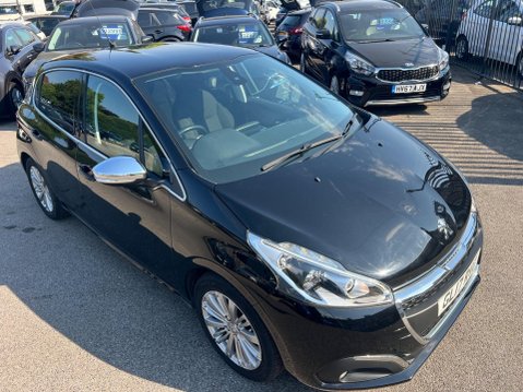Peugeot 208 1.2 PureTech Allure Euro 6 5dr 8