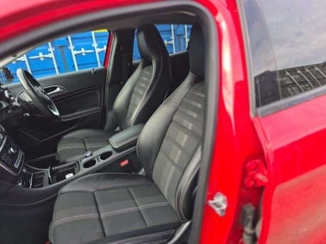 Mercedes-Benz GLA 1.6 GLA180 GPF Urban Edition SUV 5dr Petrol 7G-DCT Euro 6 (s/s) (122 ps) 32
