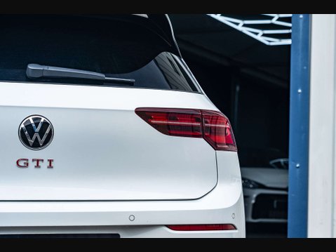 Volkswagen Golf 2.0 Golf Clubsport GTi TSi Semi-Auto 5dr 26