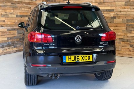 Volkswagen Tiguan 2.0 TDI BlueMotion Tech Match Edition SUV 5dr Diesel Manual 4WD Euro 6 (s/s 88