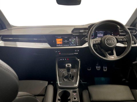 Audi A3 1.0 TFSI 30 S line Sportback 5dr Petrol Manual Euro 6 (s/s) (110 ps) Air Co 19