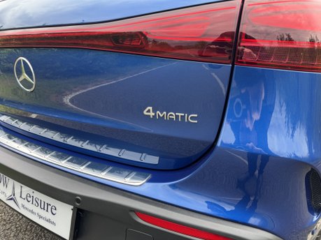 Mercedes-Benz EQA EQA 300 4Matic AMG Line Premium Plus Auto Electric 66 KWH PAN ROOF/HEADS UP 41
