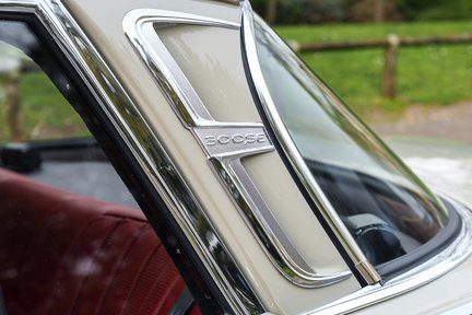 Mercedes-Benz S Class 300SE Fintail W112 "Königsflosse" 12