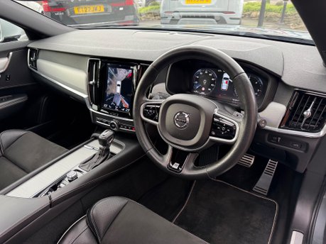 Volvo V90 2.0 D5 PowerPulse R-Design Pro Estate 5dr Diesel Auto AWD Euro 6 (235PS) 29