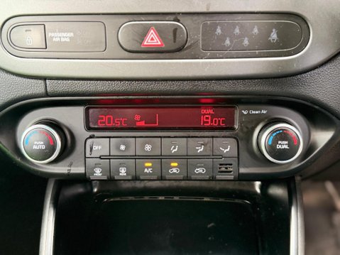 Kia Carens 1.7 CRDi SR7 Euro 6 (s/s) 5dr 19