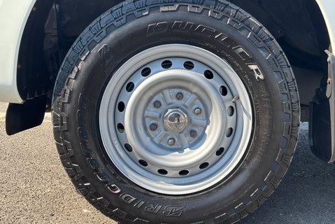 Mitsubishi L200 DI-D 4WD 4Life Single Cab Pickup - Air Con 25