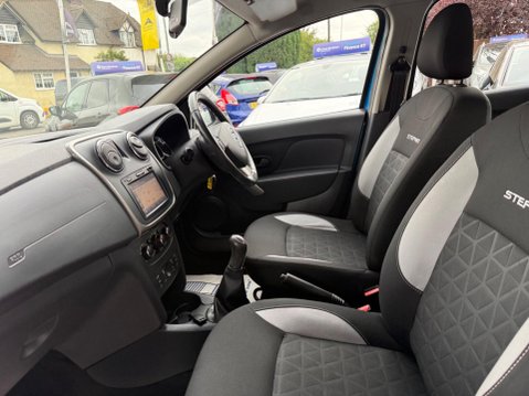 Dacia Sandero Stepway 1.5 dCi Laureate Euro 6 (s/s) 5dr 36