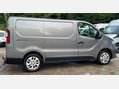Renault Trafic 1.6 dCi 27 Sport SWB Standard Roof Euro 5 5dr 9