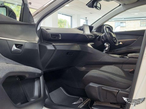 Peugeot 3008 1.2 PureTech Active Euro 6 (s/s) 5dr 51