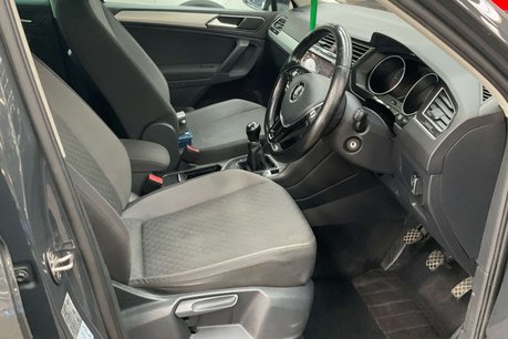 Volkswagen Tiguan 2.0 TDI SE Navigation SUV 5dr Diesel Manual Euro 6 (s/s) (150 ps) 10